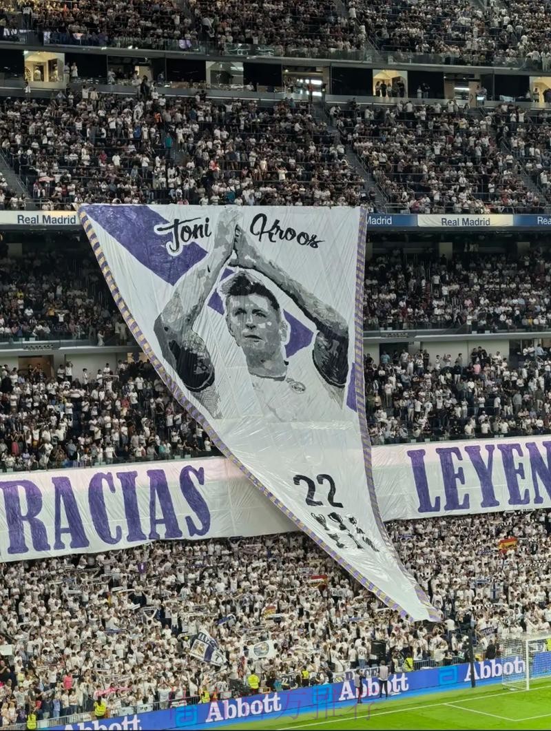 安帅:卡马文加可能在左路 希望克罗斯在皇马结束生涯